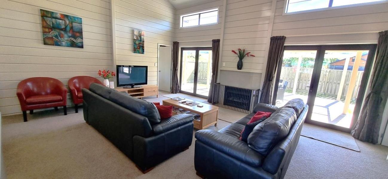 3 Grantham Drive Villa แฮนเมอร์สปริงส์ ภายนอก รูปภาพ